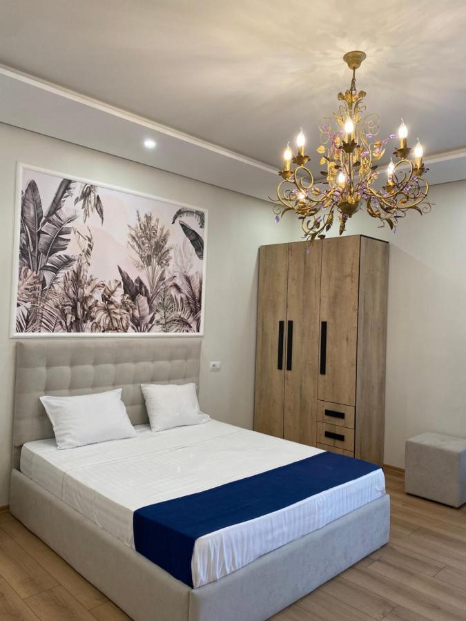 Villa D Hotel-Restaurant-Private Beach Durrës 外观 照片